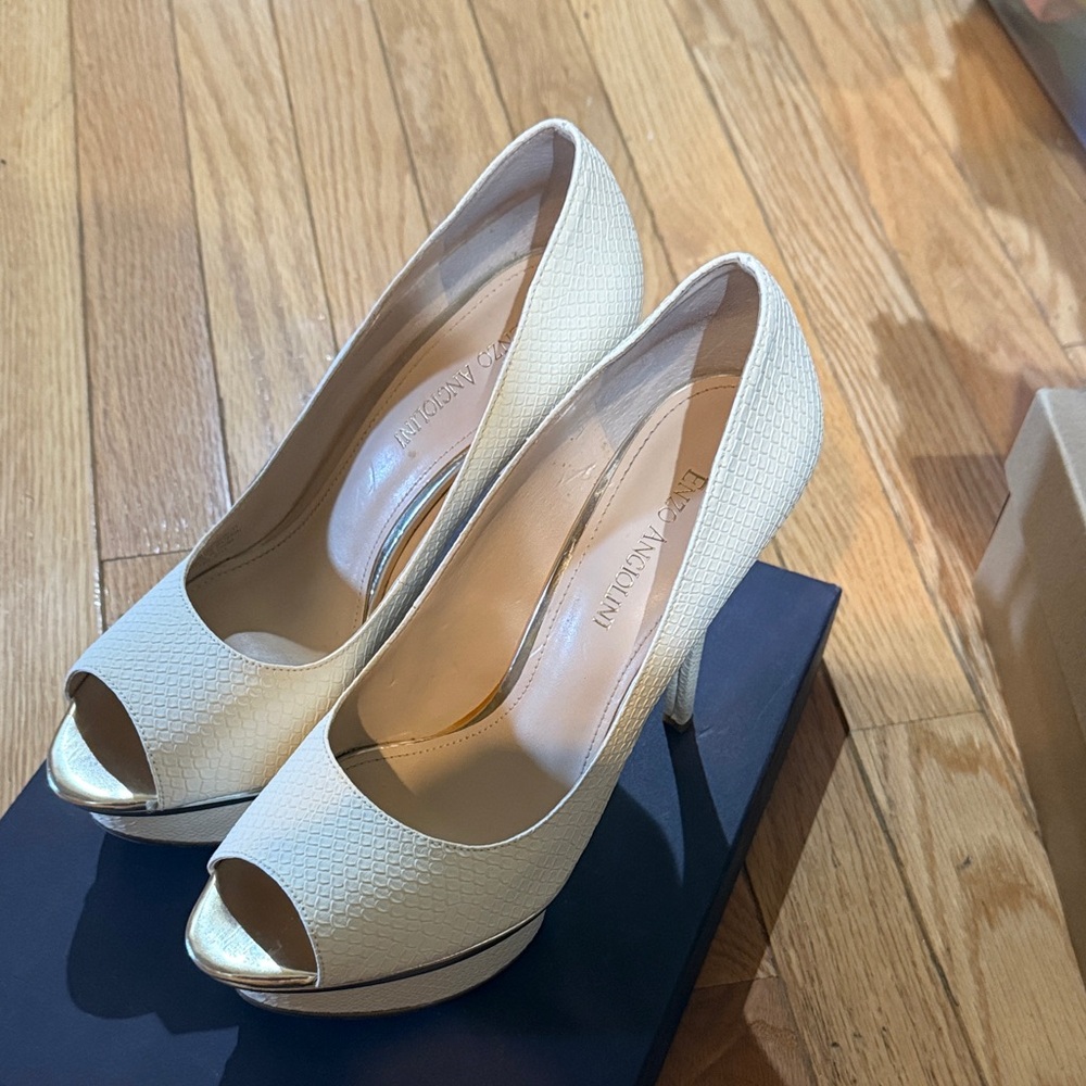 Enzo Angiolini Cream Peep-Toe Heels